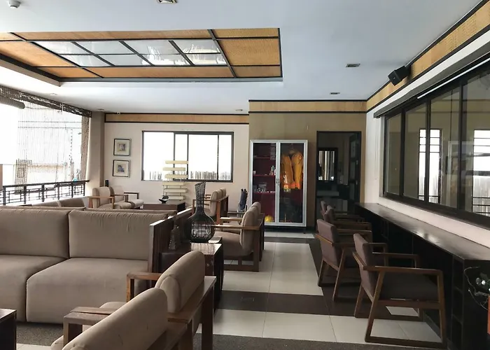 Apartamento Redwood Fairview Two Bedroom Manila