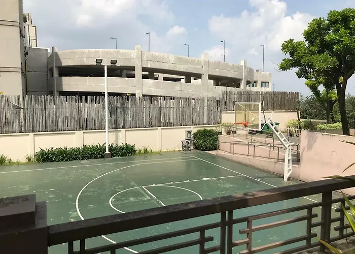 Redwood Fairview Two Bedroom Apartamento Manila