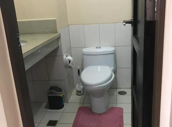 Redwood Fairview Two Bedroom Apartamento *