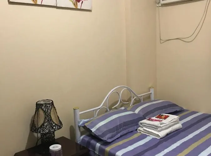 Redwood Fairview Two Bedroom Apartamento Manila